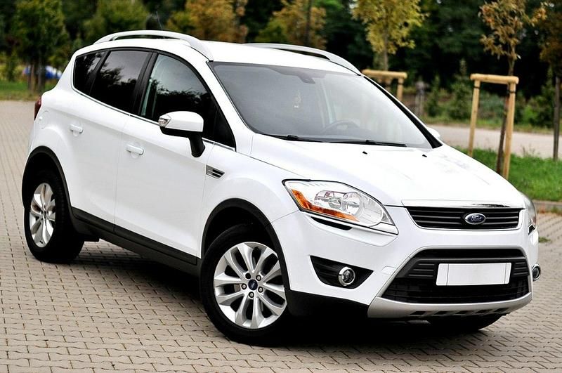 Biały (metalik) Używany 2011 Ford Kuga SUV | 32 900 zł (Uczciwa cena) - Obraz 1/4