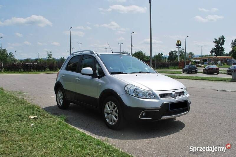 Używany 2011 Fiat Sedici SUV | 18 900 zł (Uczciwa cena) - Obraz 1/4