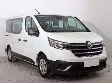 Biały Używany 2022 Renault Trafic Van | 109 999 zł - Obraz 1/4