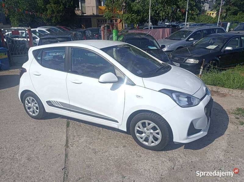 Biały Używany 2018 Hyundai i10 Hatchback | 29 800 zł (Uczciwa cena) - Obraz 1/4
