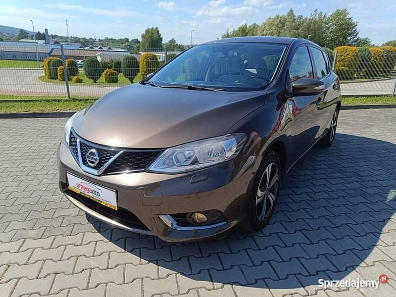 Używany Nissan Pulsar 116 KM (85 kW) 2014 Brązowy Hatchback
