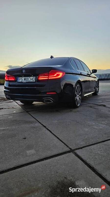 Granatowy Używany 2017 BMW 540 Sedan/Limuzyna | 169 900 zł - Obraz 1/4