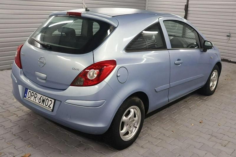 Używany Opel Corsa 75 KM (55 kW) 2007 Niebieski (metalik) Sedan/Limuzyna