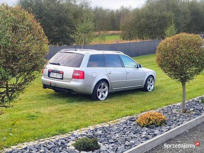 Używany Audi A6 2004 Srebrny Kombi