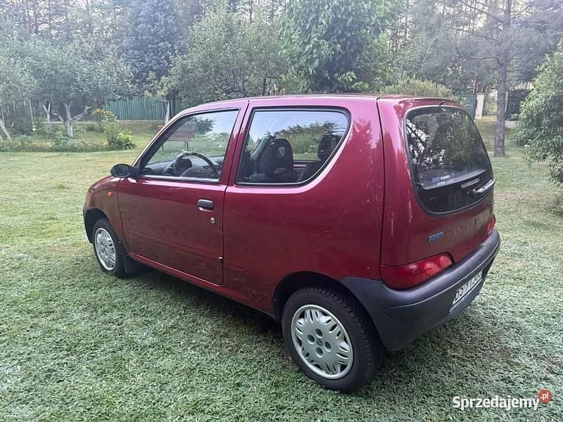 Czerwony Używany 2002 Fiat Seicento Hatchback | 2800 zł (Uczciwa cena) - Obraz 1/4