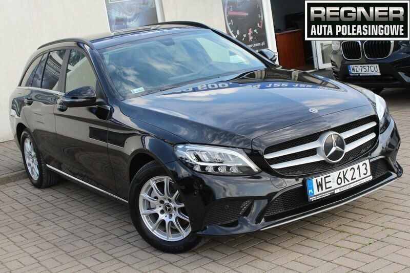 Czarny Używany 2019 Mercedes C200 Exclusive Kombi | 89 900 zł (Uczciwa cena) - Obraz 1/4