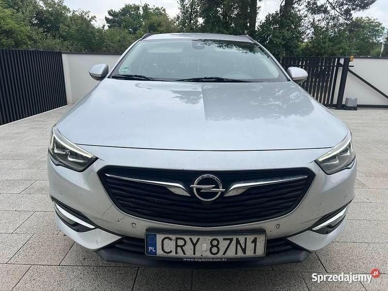 Srebrny Używany 2019 Opel Insignia Kombi | 42 900 zł (Uczciwa cena) - Obraz 1/4