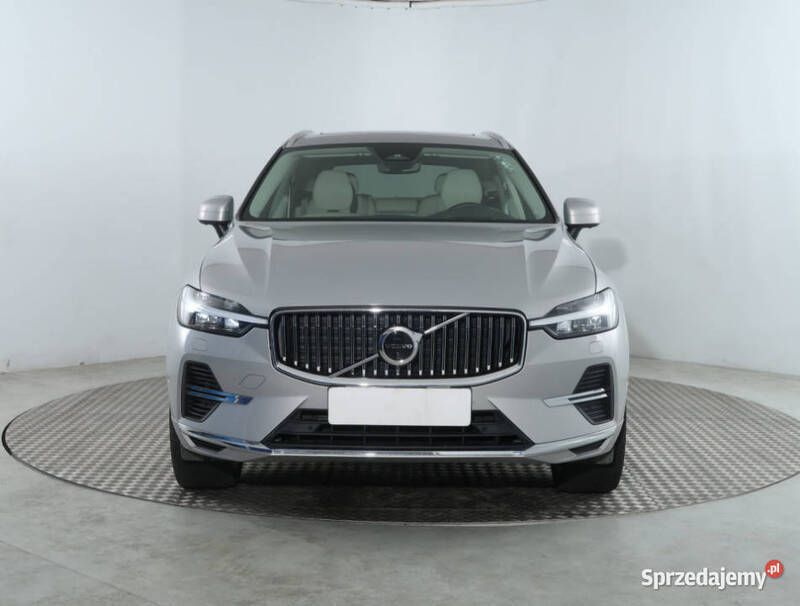 Szary Używany 2023 Volvo XC60 SUV | 186 500 zł (Drogi) - Obraz 1/4