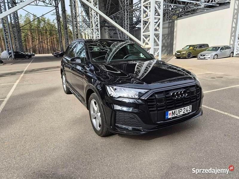 Używany Audi Q7 2022 Czarny SUV