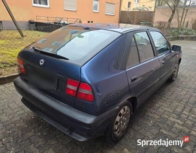 Używany Lancia Delta 1993 Niebieski Hatchback