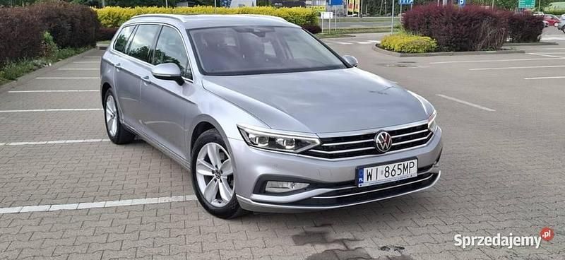 Używany VW Passat 2022 Szary Kombi