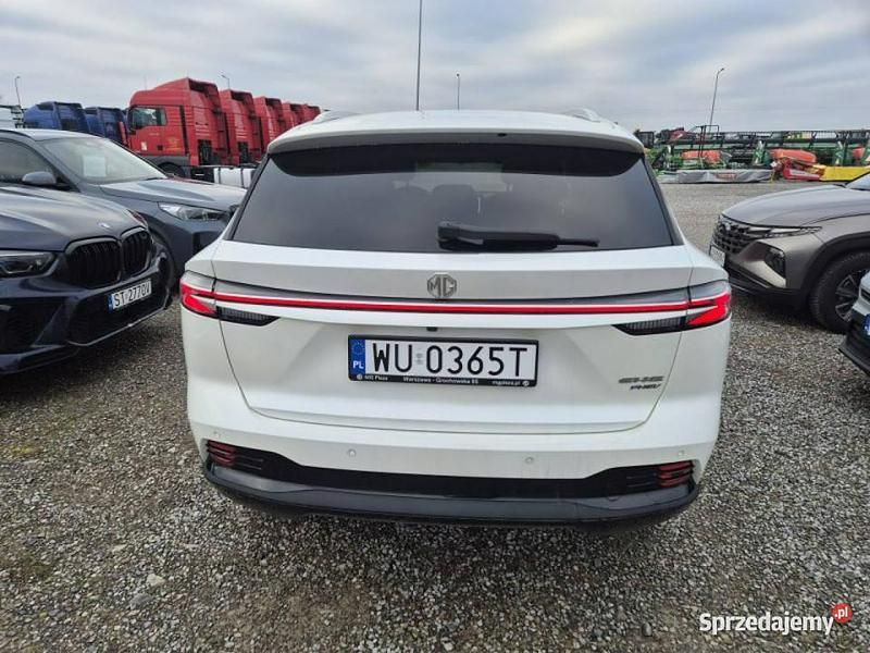 Używany MG HS 143 KM (105 kW) 2024 Biały SUV