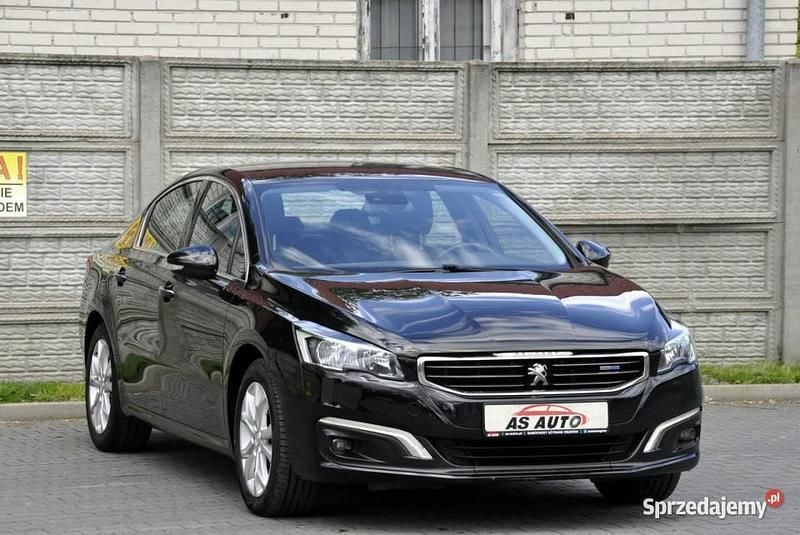 Używany Peugeot 508 Allure 150 KM (110 kW) 2016 Czarny Sedan/Limuzyna