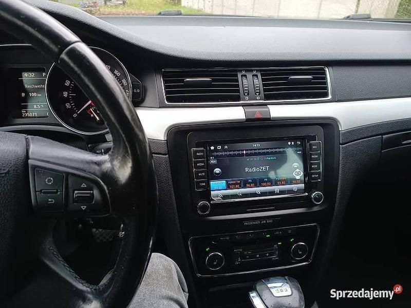 Używany Skoda Superb 2009 Czarny Hatchback