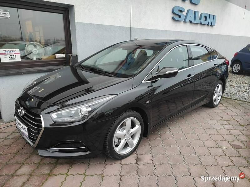 Czarny (metalik) Używany 2016 Hyundai i40 Sedan/Limuzyna | 44 800 zł (Uczciwa cena) - Obraz 1/4