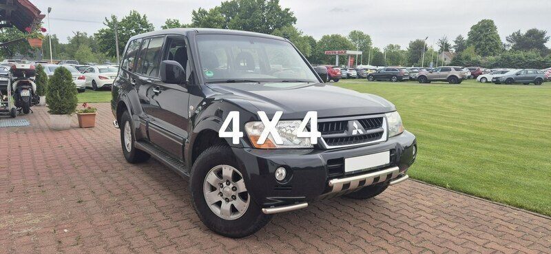 Inny Używany 2004 Mitsubishi Pajero SUV | 38 800 zł - Obraz 1/4