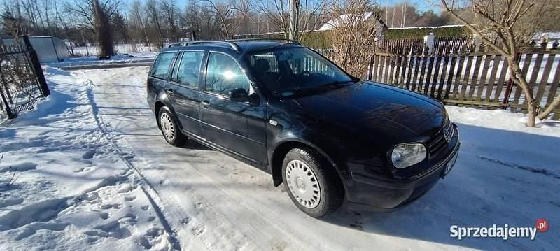 Używany VW Golf IV 101 KM (74 kW) 2002 Czarny Kombi