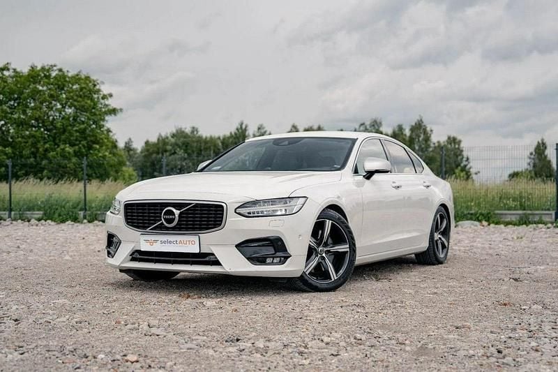 Biały (metalik) Używany 2017 Volvo S90 R-Design Sedan/Limuzyna | 79 900 zł (Dość drogi) - Obraz 1/4