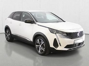 Używany Peugeot 3008 Allure 130 KM (95 kW) 2023 Biały SUV