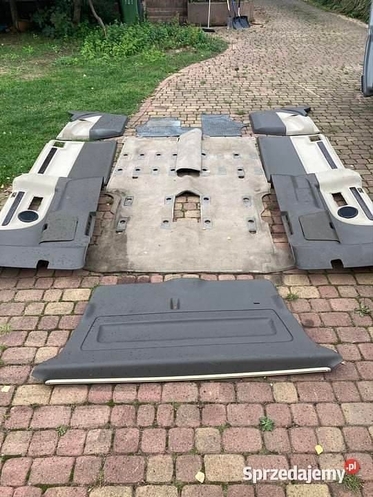Używany 1998 Mercedes Vito Minivan | 17 000 zł - Obraz 1/4