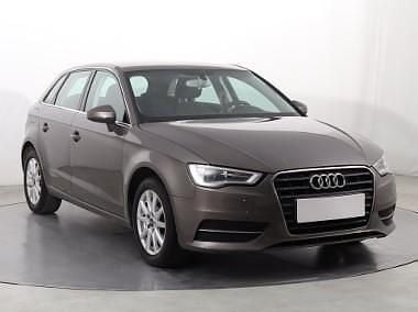 Beżowy Używany 2013 Audi A3 Hatchback | 43 999 zł (Uczciwa cena) - Obraz 1/4