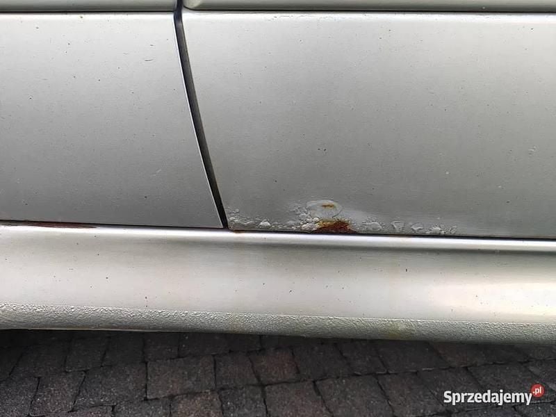 Używany BMW 530 2000 Srebrny Sedan/Limuzyna