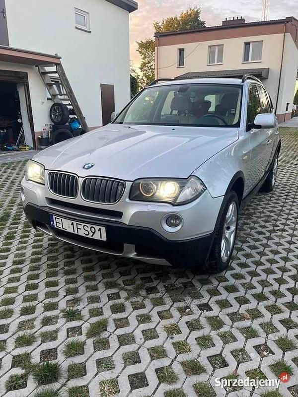 Używany 2008 BMW X3 SUV | 30 000 zł (Uczciwa cena) - Obraz 1/4