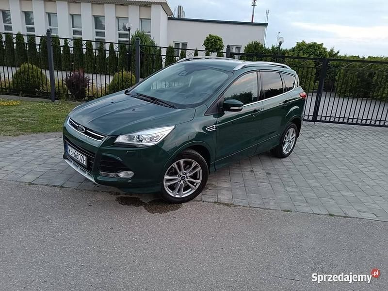 Zielony Używany 2016 Ford Kuga Individual SUV | 54 500 zł (Uczciwa cena) - Obraz 1/4