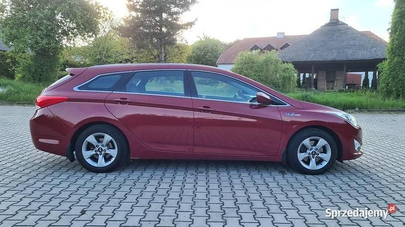 Czerwony Używany 2012 Hyundai i40 Kombi | 25 900 zł (Uczciwa cena) - Obraz 1/4