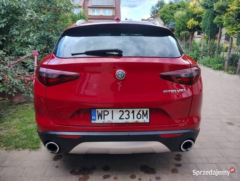 Czerwony Używany 2019 Alfa Romeo Stelvio SUV | 81 000 zł (Super Cena) - Obraz 1/4