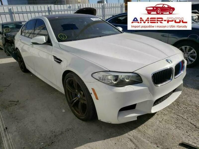 Biały Używany 2013 BMW M5 Sedan/Limuzyna | 90 000 zł - Obraz 1/4