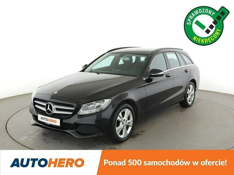 Czarny Używany 2015 Mercedes C180 Kombi | 48 600 zł (Super Cena) - Obraz 1/3