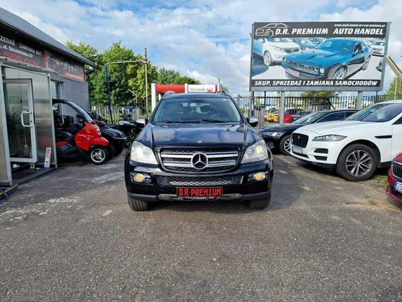 Używany Mercedes GL450 340 KM (250 kW) 2010 Czarny (metalik) SUV