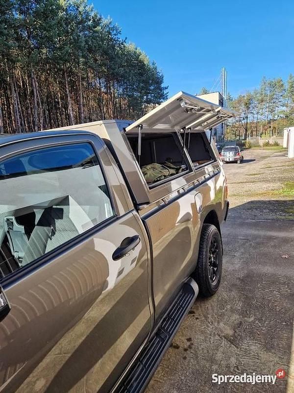 Używany Toyota HiLux 150 KM (110 kW) 2023 Pickup