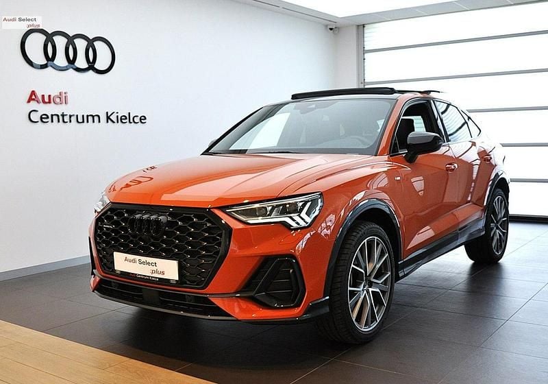 Pomarańczowy Używany 2024 Audi Q3 Sportback S-Line SUV | 239 980 zł - Obraz 1/4