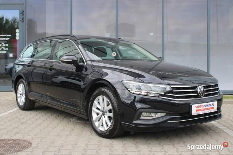 Używany 2022 VW Passat | 93 900 zł (Dość drogi) - Obraz 1/4