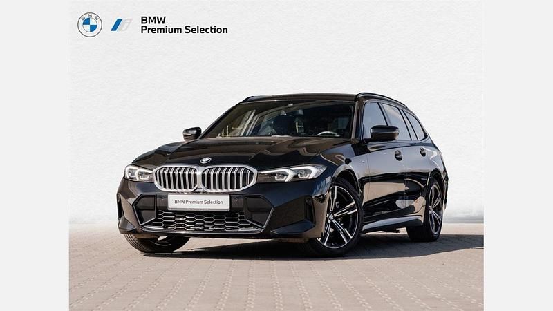 Czarny szafir metalizowany Używany 2024 BMW 318 Comfort Edition Kombi | 154 900 zł (Uczciwa cena) - Obraz 1/3
