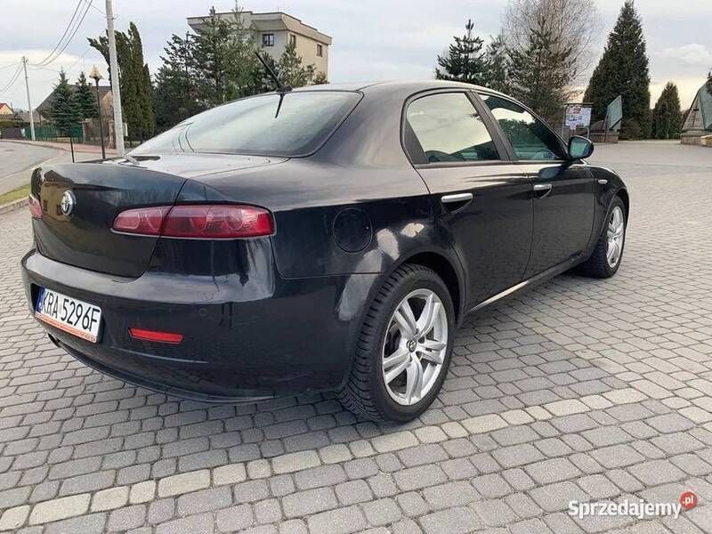 Używany Alfa Romeo 159 2010 Czarny Sedan/Limuzyna