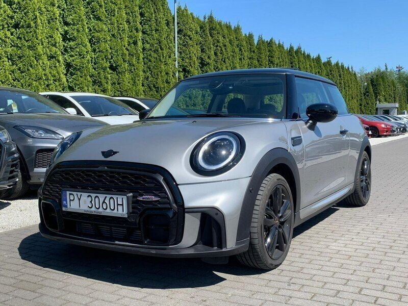 Szary (metalik) Używany 2023 Mini Cooper Hatchback | 86 000 zł - Obraz 1/4