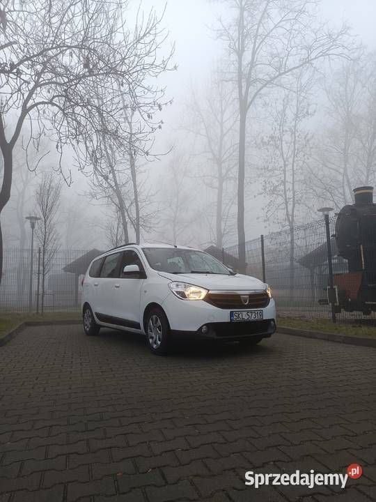 Używany 2012 Dacia Lodgy Minivan | 24 500 zł (Uczciwa cena) - Obraz 1/4