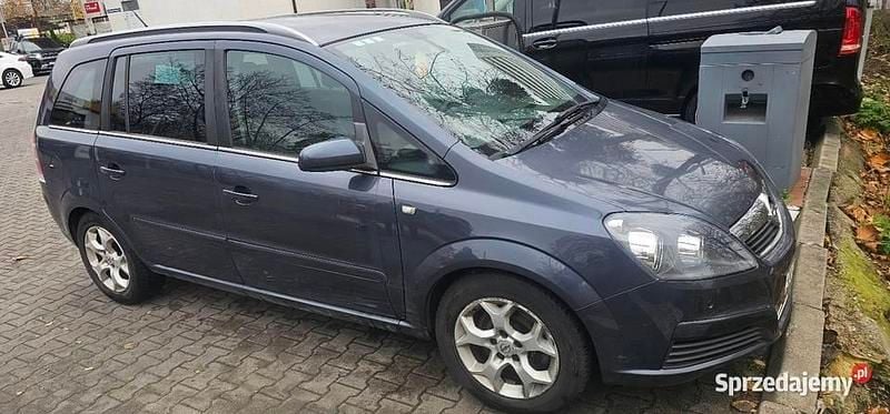 Grafitowy Używany 2006 Opel Zafira Sedan/Limuzyna | 6000 zł (Uczciwa cena) - Obraz 1/4