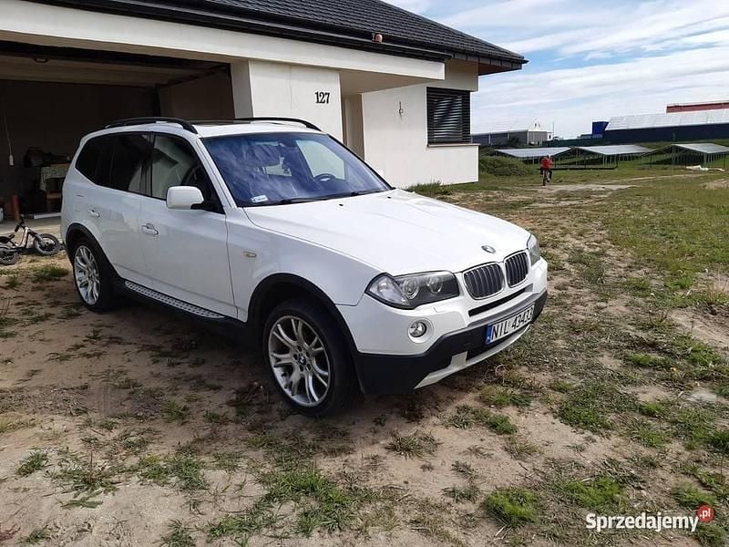 Biały Używany 2008 BMW X3 SUV | 26 500 zł (Uczciwa cena) - Obraz 1/4