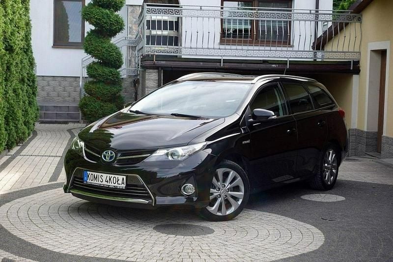 Czarny Używany 2014 Toyota Auris Hybrid Kombi | 45 900 zł (Dobra cena) - Obraz 1/4