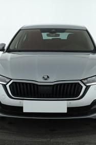 Używany Skoda Octavia 150 KM (110 kW) 2021 Srebrny Hatchback