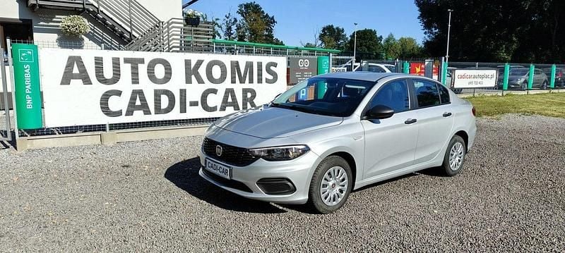 Srebrny Używany 2019 Fiat Tipo Sedan/Limuzyna | 38 900 zł (Uczciwa cena) - Obraz 1/4
