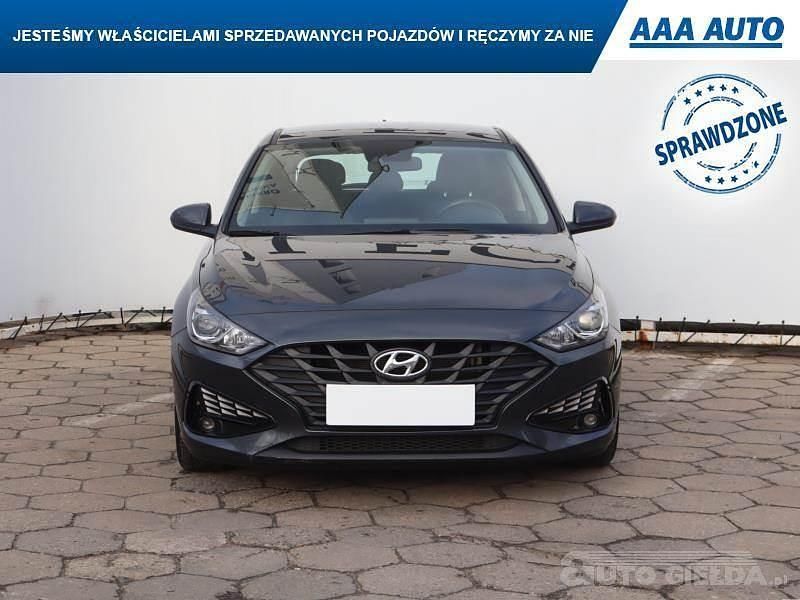 Używany Hyundai i30 120 KM (88 kW) 2022 Szary