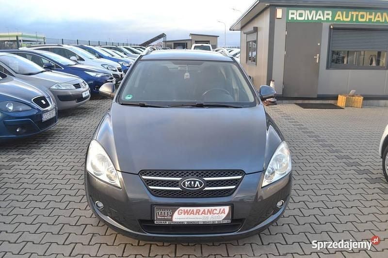 Szary Używany 2009 Kia Ceed 3 Kombi | 12 800 zł (Uczciwa cena) - Obraz 1/4