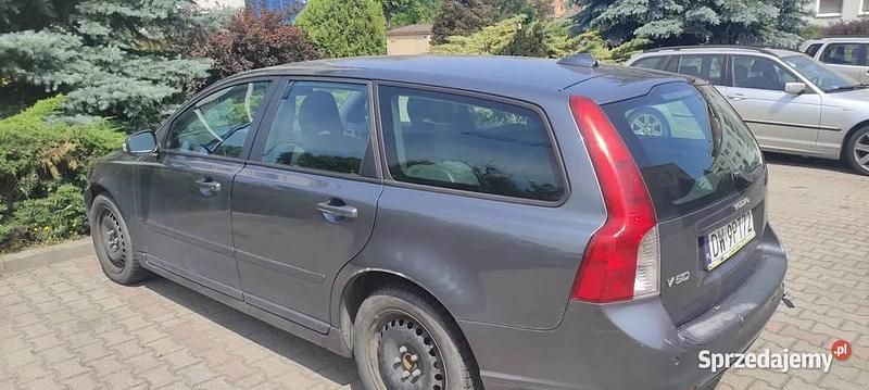 Używany Volvo V50 2007 Szary Kombi