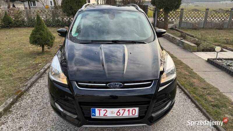 Czarny Używany 2015 Ford Kuga SUV | 42 900 zł (Dobra cena) - Obraz 1/4
