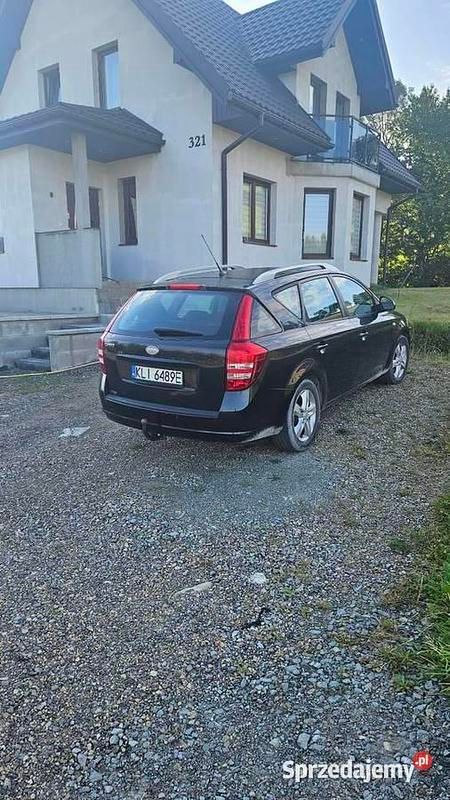 Czarny Używany 2008 Kia Ceed 2 Kombi | 5300 zł (Dobra cena) - Obraz 1/4